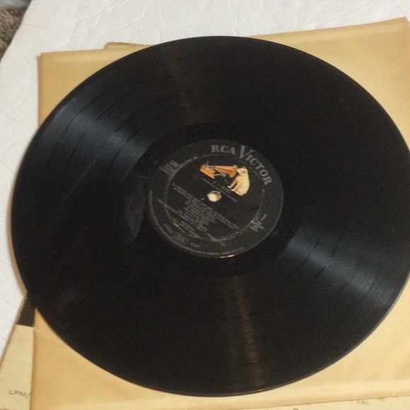 ELVIS, G.I BLUES - Picture 3 of 3